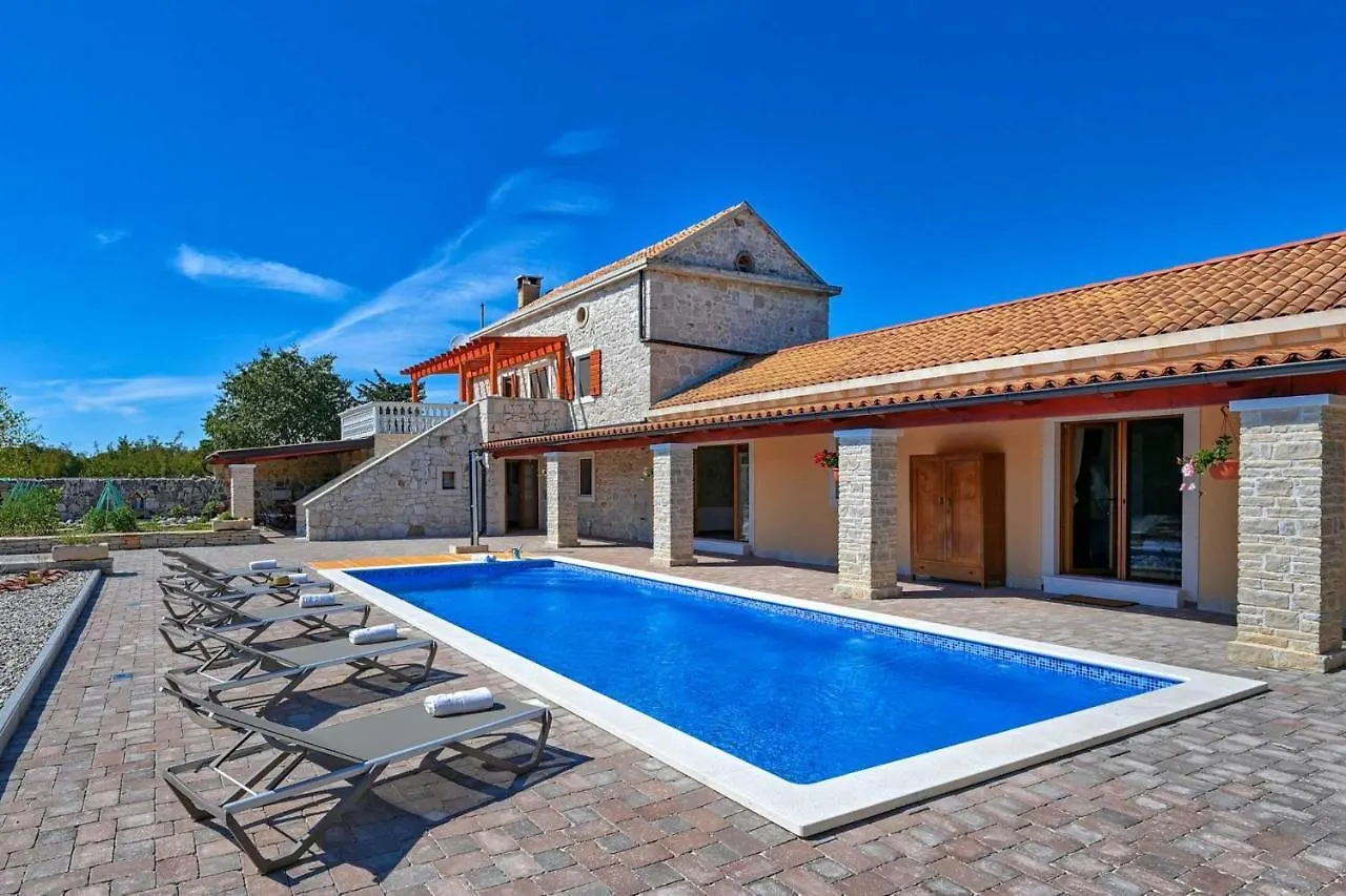 Villa Jacassa With Pool And Jacuzzi Biograd Na Moru 0*,  Kroatië